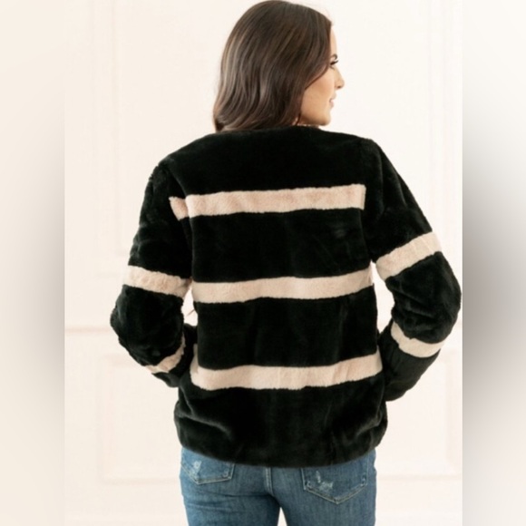 RACHEL PARCELL Black and Pink Striped Faux Fur Jacket - XXS - Picture 2 of 11